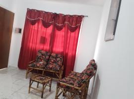 Casa a 270 metros da basilica，位于阿帕雷西达的酒店