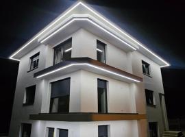 Noclegi APART Gorlice，位于戈尔利采的酒店