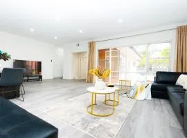 Adelaide Escape and Business-3Bath Full Kitchen Fast Wifi 3TV-for large families and group