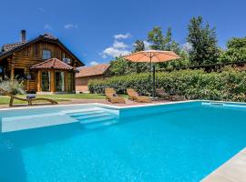 Beautiful Home In Vinogradi Ludbreski With Sauna，位于Ludbreg的酒店