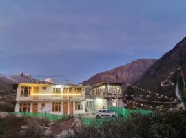 Zomsa Homestay Chitkul，位于Chitkul的酒店