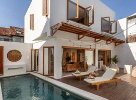 Villa Umi Paradise Bliss 3BD Villa in Prime Area，位于乌玛拉斯的酒店
