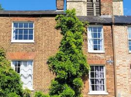 Large House in Central Oxford，位于牛津的酒店