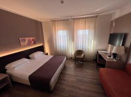 卡尔顿酒店，位于费拉拉的酒店