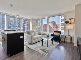 Modern Apt in Seaport with Gym