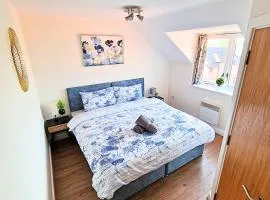 Luxury Spacious Apartment- Sleeps 4 Loughborough