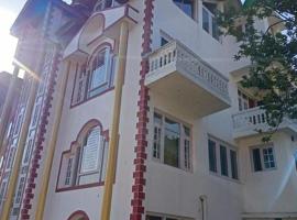 Hotel O The Ayra Homestay，位于斯利那加的酒店