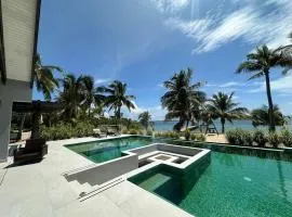 Casa de Wilson - 5 Bedroom Beachfront Villa