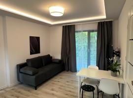 Villa Kryspinów K&J，位于Kryspinów的酒店