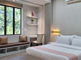Hotel Jay Jay，位于艾藻尔的酒店