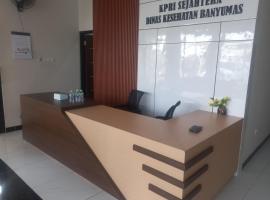 Super OYO Capital O 94310 Guest House Kpri Sejahtera，位于普禾加多的酒店