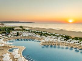 Alua Helios Bay - All Inclusive，位于奥布佐尔的酒店