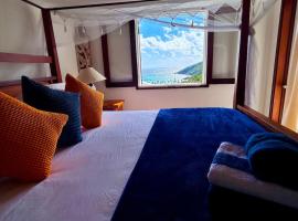 Fortress J Bequia，位于Bequia的酒店