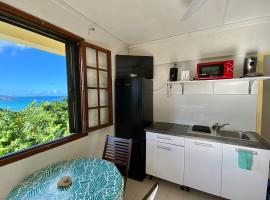 Top Hill Appartements，位于拉特里尼泰的酒店