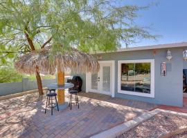Patio with Desert Views Apache Junction Abode，位于阿帕奇章克申的酒店
