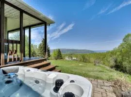 Idyllic Nature Retreat - Hot tub and Scenic Views