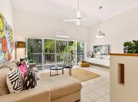 Melaleuca Hideaway - Beach Pool free parking