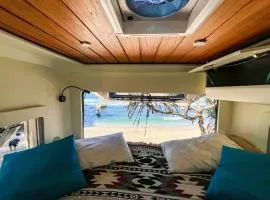 ARUMJIWA MOTOTEL Campervan