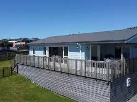 Sunny Sands