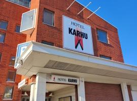 Hotel Karhu，位于索丹屈莱的酒店