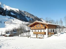 Apartment in Fusch an der Glocknerstra e in nature，位于大格洛克纳山道旁富施的酒店