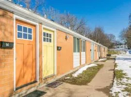 Newly Renovated Bright Studio