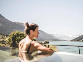 Seehotel Panorama Relax，位于雷西亚的酒店