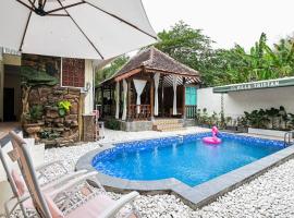 Villa de Tristan Yogyakarta，位于Mutihan的酒店