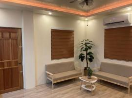 A cozy 1 bedroom house in Calape，位于Calape的酒店