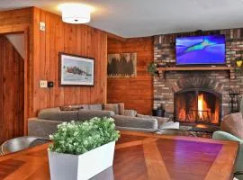 Tanglewood Vista - Great Group Ski Home Close to Mountain, Hot Tub, Sauna, Ski Lift Ticket Deals!