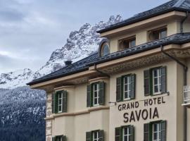 Grand Hotel Savoia Cortina d'Ampezzo, A Radisson Collection Hotel，位于科尔蒂纳丹佩佐的酒店