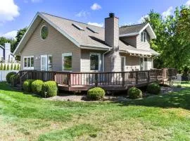 Como Lakeview Loft - Massive Wraparound Deck - Filtered Lake Views - Hot Tub - Fire Pit - Gas Fireplace