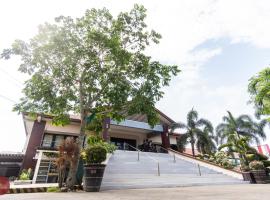 Candelaria Quezon Hotel，位于Masin的酒店