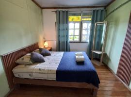 La Guayana Hostel，位于博卡斯德尔托罗的酒店
