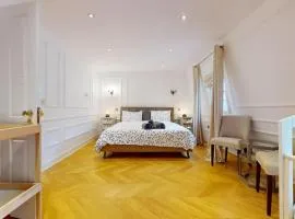 -Air Con- Premium House - Prime location