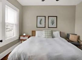 Prime 2BR Gem, Near Convention Hub!