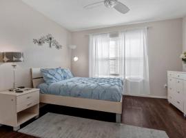 Charming 3br close to NRG stadium and Convention Center，位于休斯顿的酒店