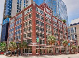 Reside Houston Downtown, a Wyndham Residence，位于休斯顿的酒店