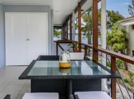 Bribie Beachview Apartment