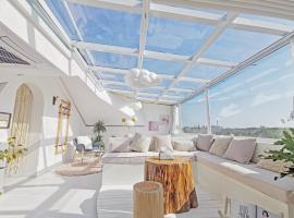 Shanghai ruochu designer Guesthouse上海若初设计师民宿--近上海浦东国际机场及迪士尼，位于上海的酒店