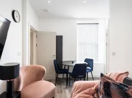 Cozy Vibes Refined 2BR Flat