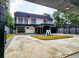 Aldeoz Villa Sentul，位于Babakan Madang的酒店