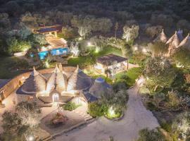TD Trulli Amabilia Design Luxury Trulli with Pool，位于奥斯图尼的酒店