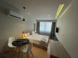 Ladadika Deluxe Studio #2