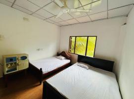 Technic Wadiya Lake Resort with Kabana,Rooms,Unique Treehouse Stay by the Lake, Near Mattala Airport, Hambantota