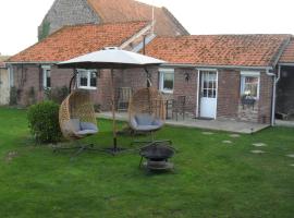 Le clos des tracteurs d'antan，位于Fontaine-sous-Montdidier的酒店