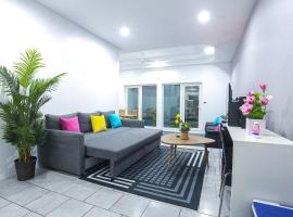 Pool Villa Pattaya Phratamnak C2- 2 bedroom，位于乔木提恩海滩的酒店