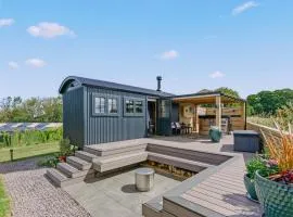 Luxury Cabin with Hot Tub, In Green Fields Ltd Ponteland, Northumberland