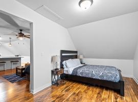 The Loft at Skyline，位于Millard的酒店