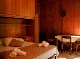 The Courtyard Retreat